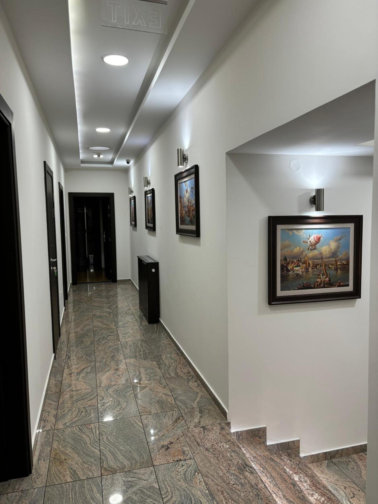 Atrium Acomodação com café da manhã Sremska Mitrovica Exterior foto