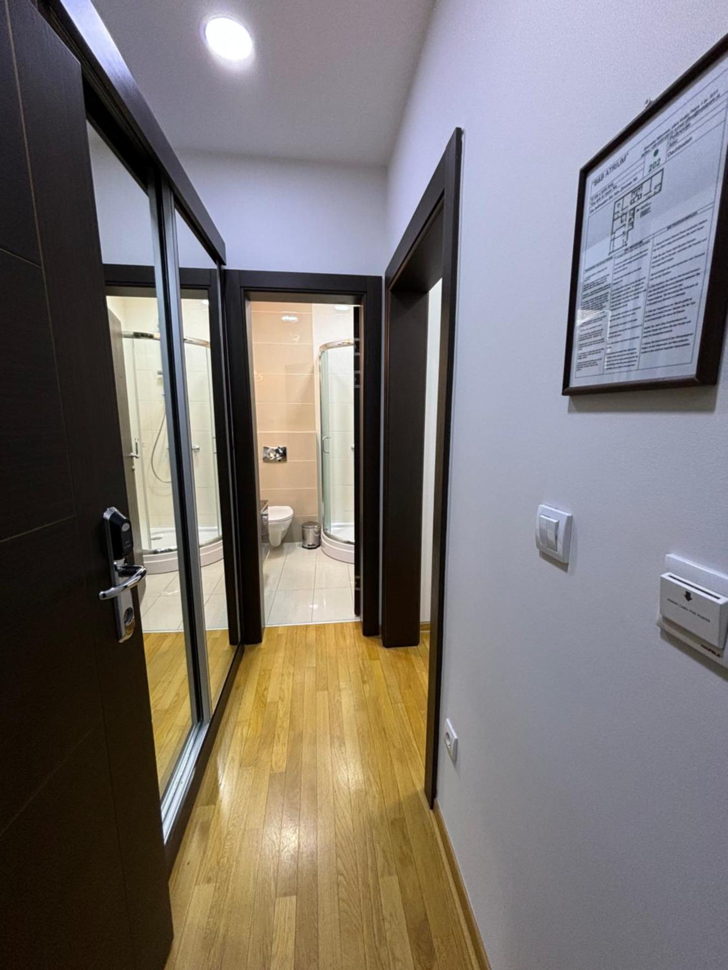 Atrium Acomodação com café da manhã Sremska Mitrovica Exterior foto